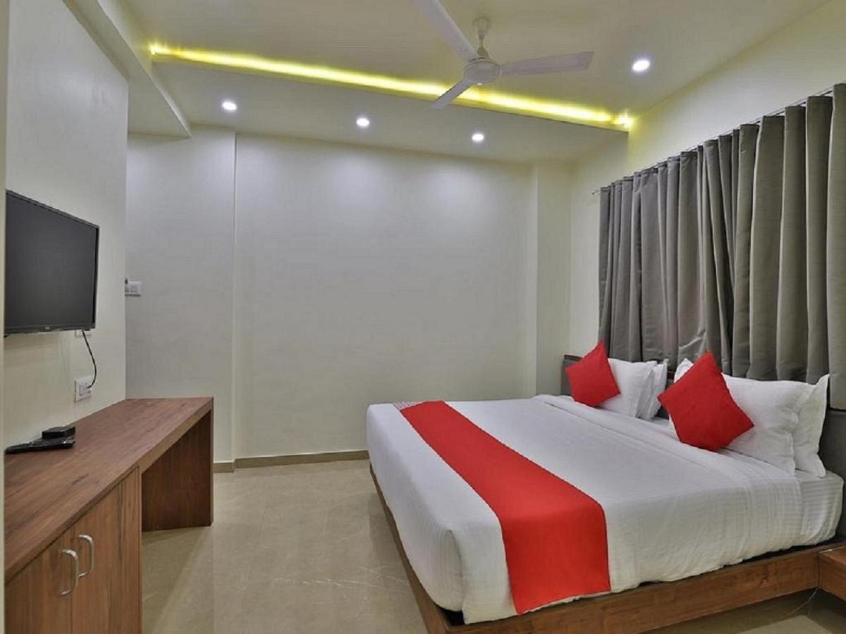 Hotel Kuber Дварка Экстерьер фото